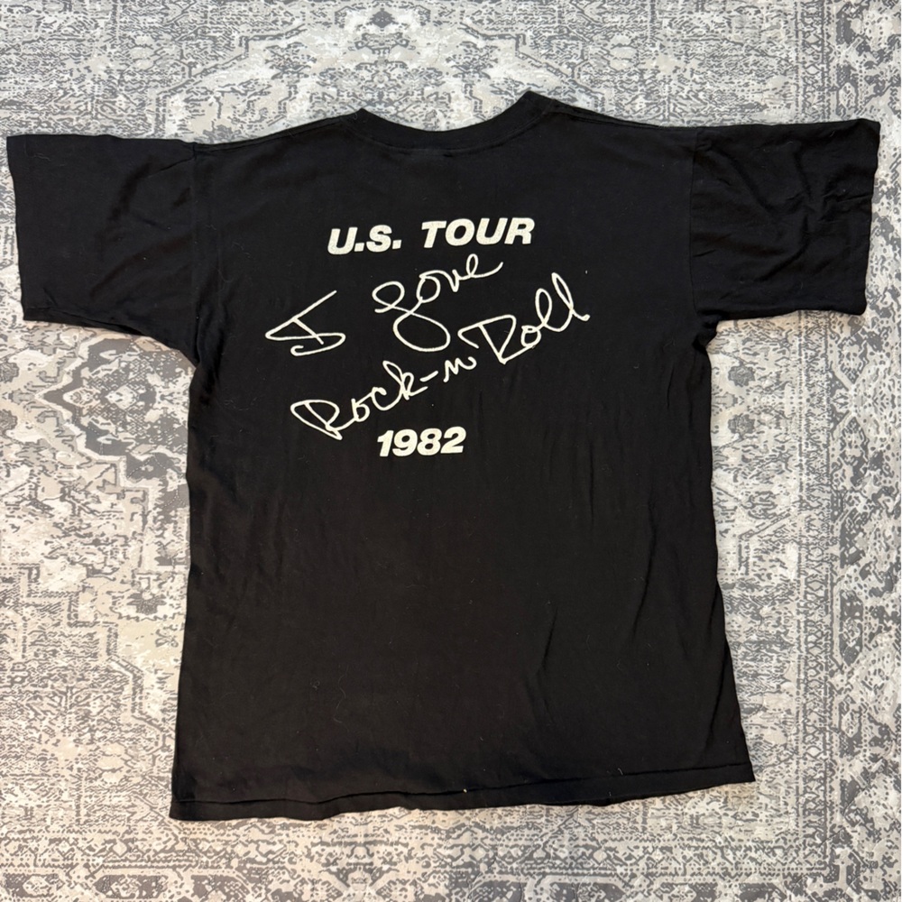 Joan Jett & The Blackhearts Vintage Band Concert Tshirt 1982 I Love Rock & Roll - Picture 10 of 11